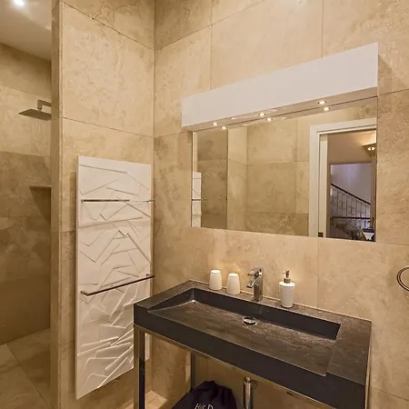 فندق مبيت وإفطار The Snop House