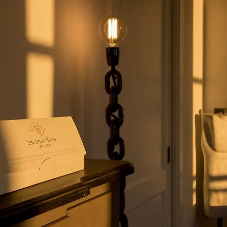 فندق مبيت وإفطار The Snop House سنجليا