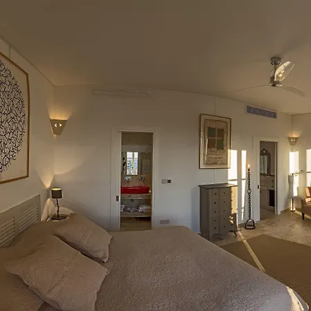 The Snop House 4*