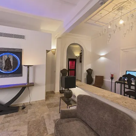 The Snop House Panzió Senglea