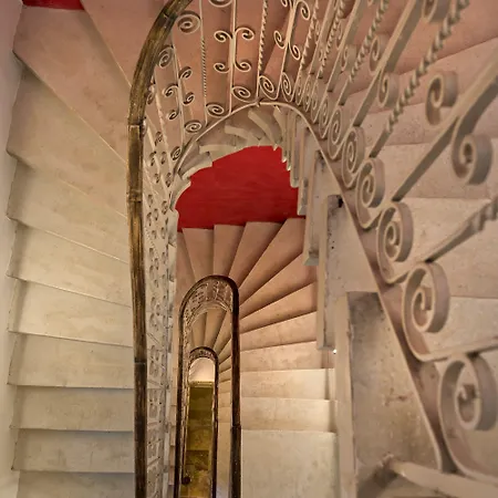 The Snop House Senglea