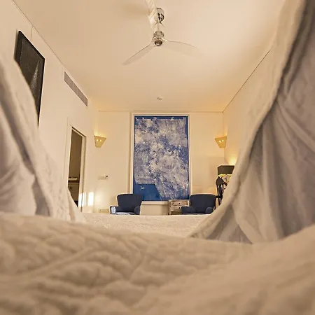 The Snop House Bed & Breakfast