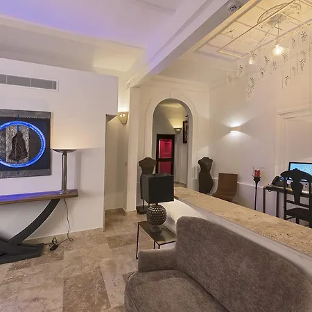 The Snop House Bed & Breakfast 4*