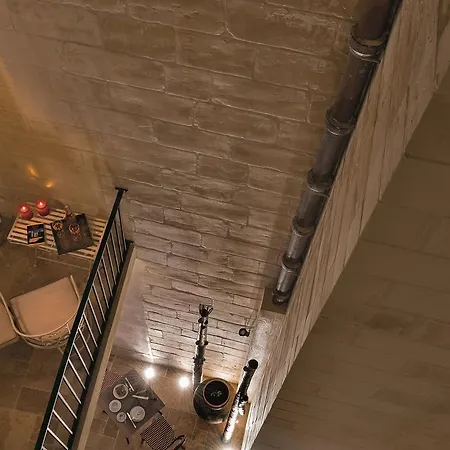 Couette-café The Snop House 4*