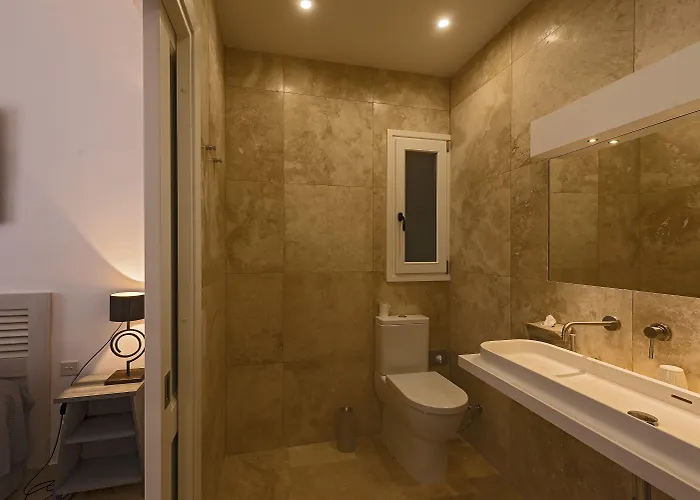 The Snop House Bed & Breakfast 4*