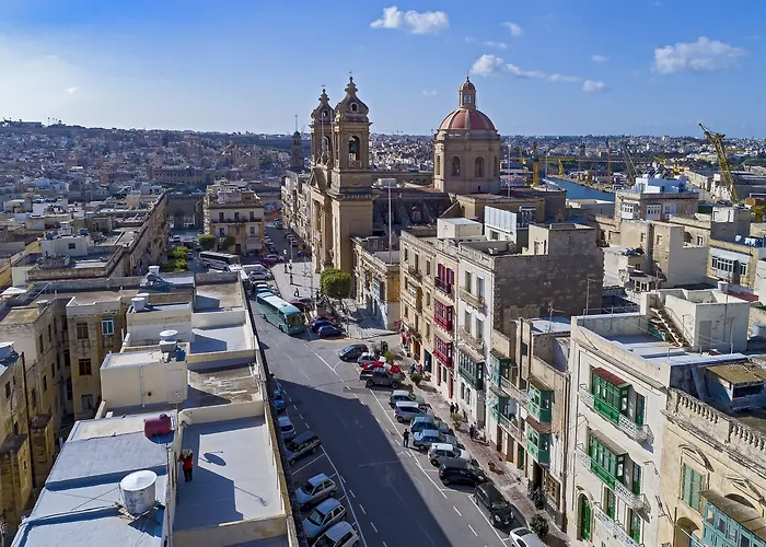 The Snop House Bed & Breakfast 4*