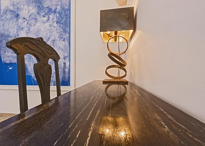 The Snop House Bed & Breakfast